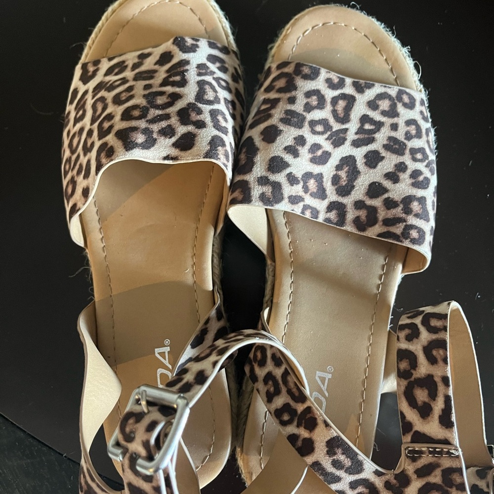 Blowfish Brown and Cream Espadrilles Comfortable Summer Shoes - Picture 5 of 15